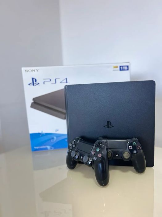 Playstation 4 slim 1tb