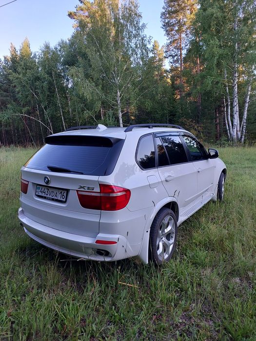 Продам хороший автомобиль