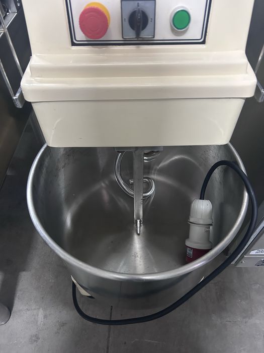 Malaxor 40l 2 viteze 380v