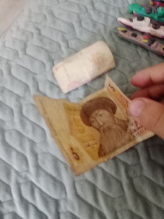 Продам тиын старые