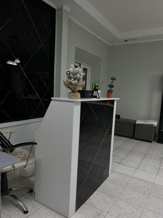 Кресло и Ресепшен