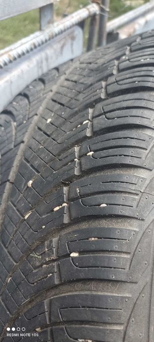 Jante aliaj WV  cu cauciucuri 225/45 R17 94W A/S