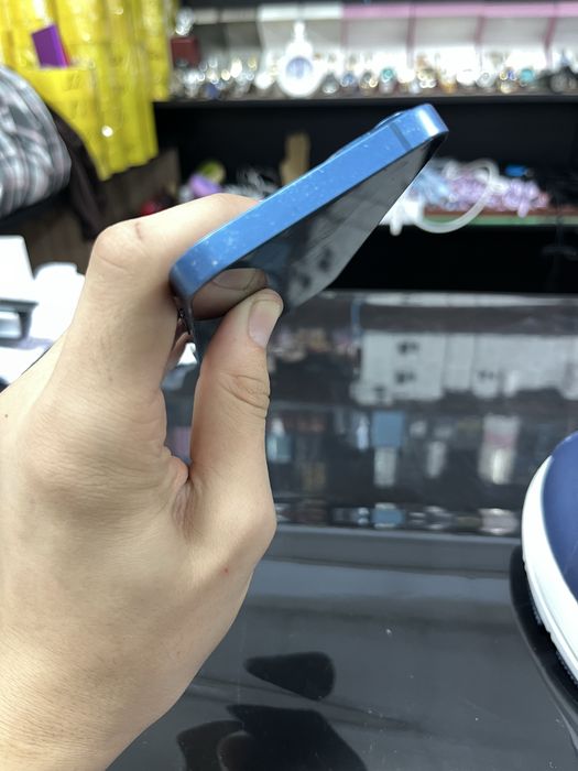 Продам срочно Iphone 13 258gb