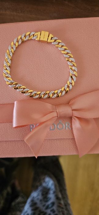 Bratara Pandora În Doua Tonuri Cu Lant Cubanez Elemente In Stil Pave