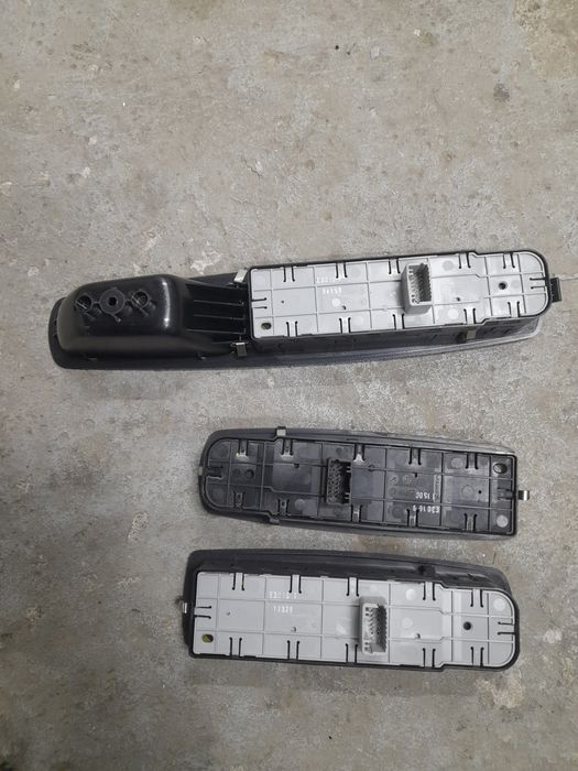 Comandă Butoane Geamuri Oglinzi Electrice Rabatabile Renault Megane 3