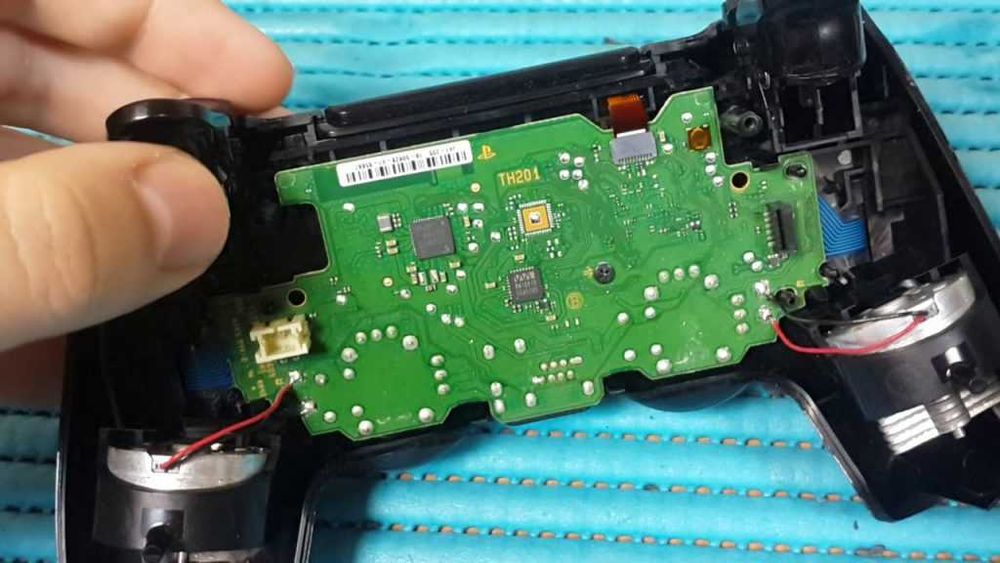 Ремонт джойстиков DualSense PS5, DualShock PS4, XBOX