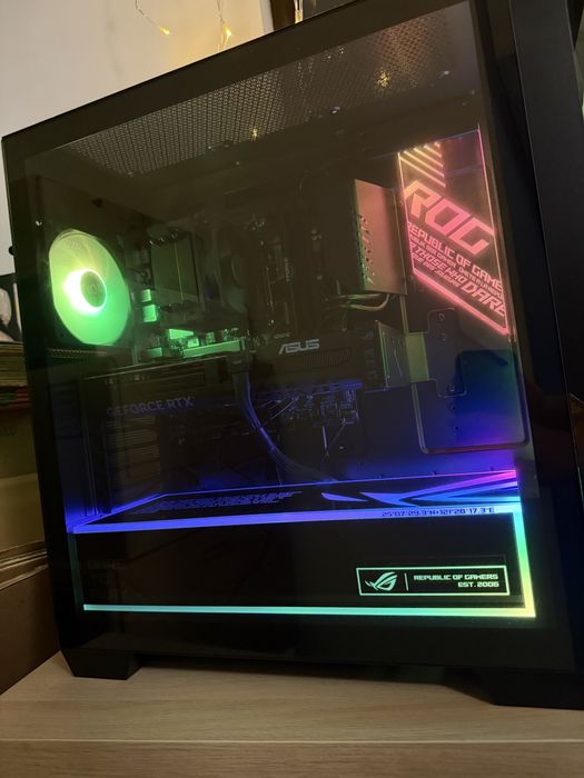 Nou, 0 ore. PC Gaming Asus ROG Ryzen 5 8400F RTX5070 16GB 1TB