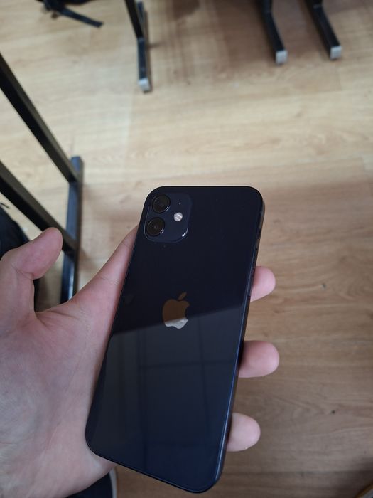 iPhone 12 4/128гб