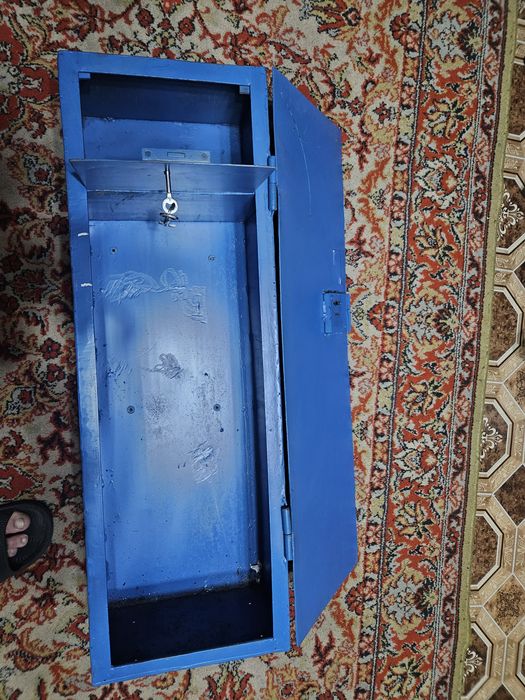 Продам сейф в хорошем состоянии