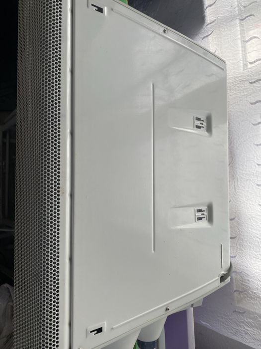 Конвертор за стена и земя