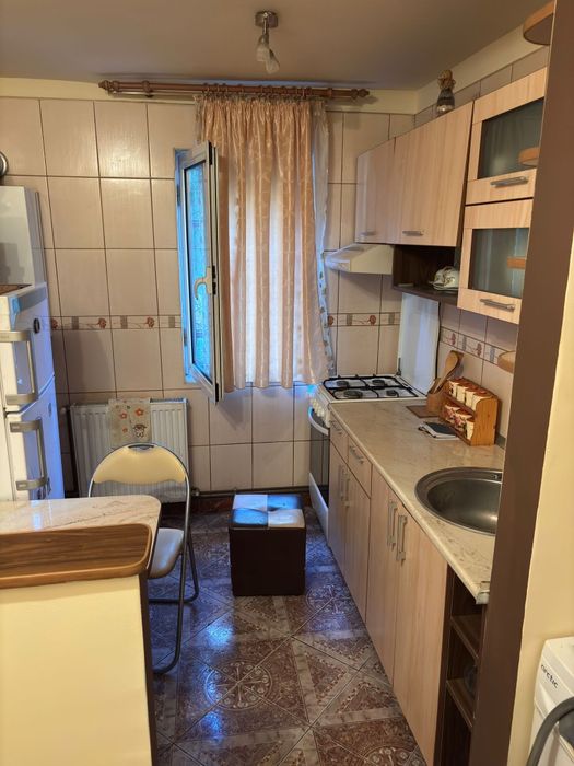 Apartament 2 camere de inchiriat