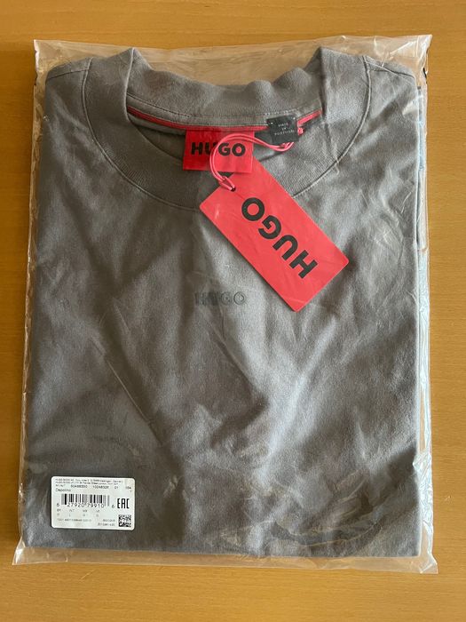 Hugo Boss тениска сива