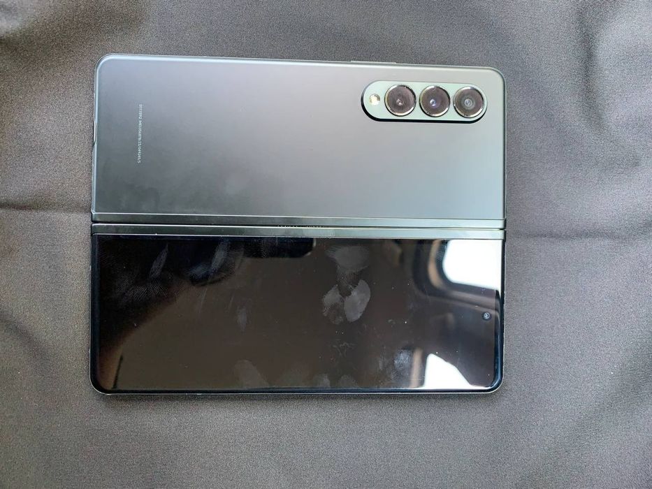 Samsung Galaxy Fold 3/256g