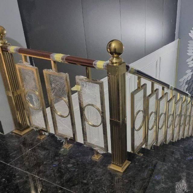 Лестницы из дерева и металла