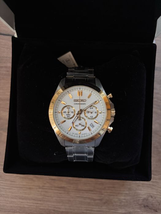 Чисто Нов Мьжки Часовник Seiko Spirit SBTRO24 Chronograph