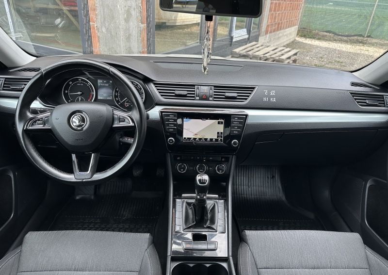 Skoda Superb 2,0 tdi 2017  accept variante !