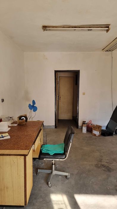 Дава се под наем търговски обект в квартал "Възраждане"!