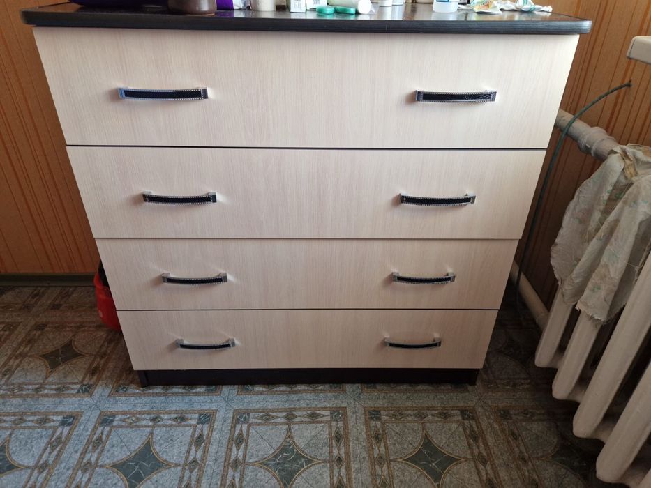 Продам камод мебельный