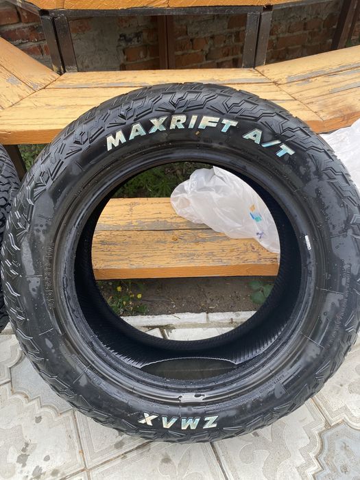 Продам 4 балона A/T