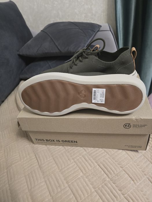 Кроссовки фирмы clarks. Размер 44.5
