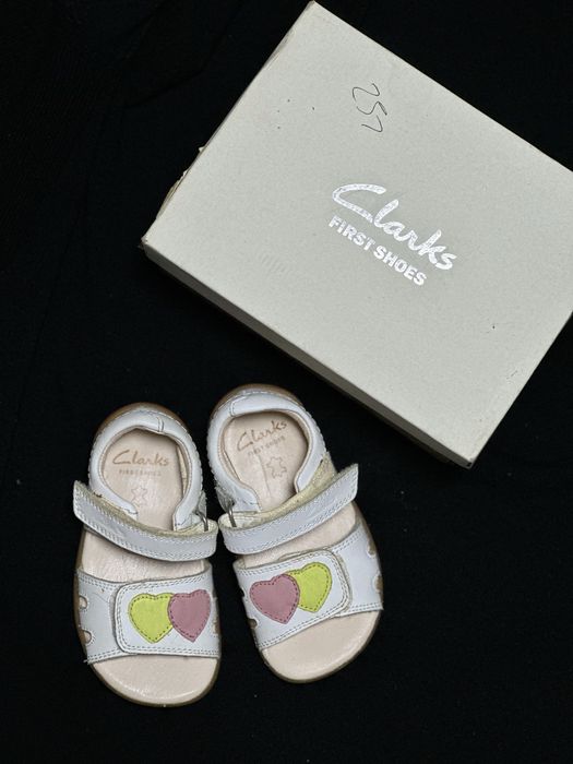 Сандали босоножки кожаные Clarks