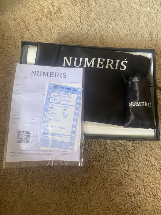 Продам кроссовки NUMERIŚ отличного качества