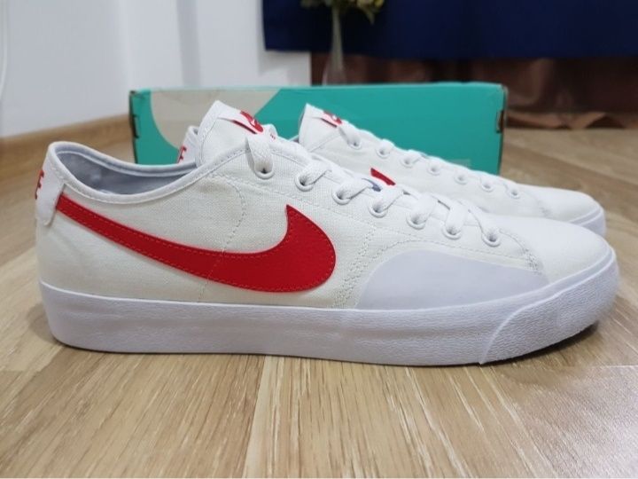 Adidași Nike Blazer SB mărime 43