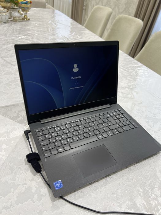 Noutbook lenovo sotiladi