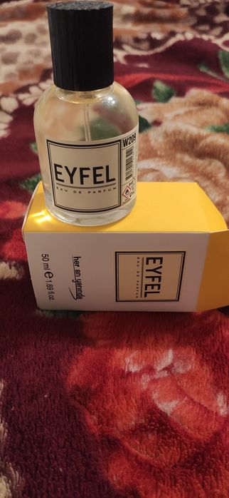 Продам парфюм женский