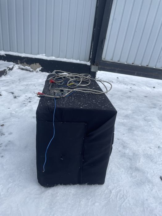 сабвуфер продам!