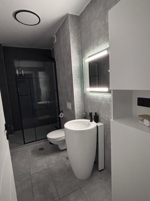 Apartament 2 camere de lux+loc de parcare.