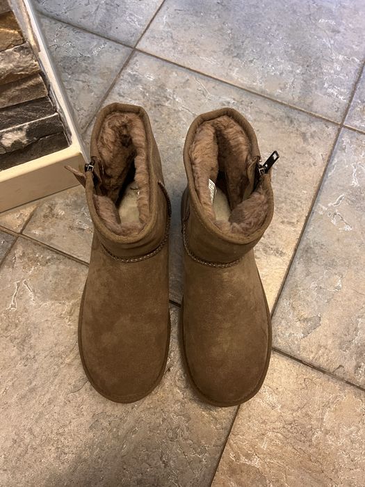 Кафяви ботуши UGG