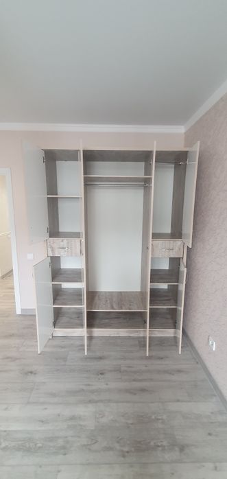 Шкаф в хорошем состояний