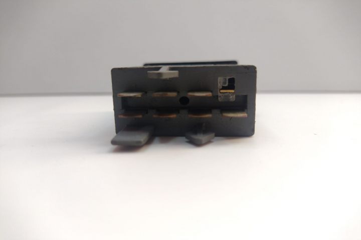 Buton Avarie 3B0953235D / 3B0 953 235 D Volkswagen VW Passat B5.5 (fa