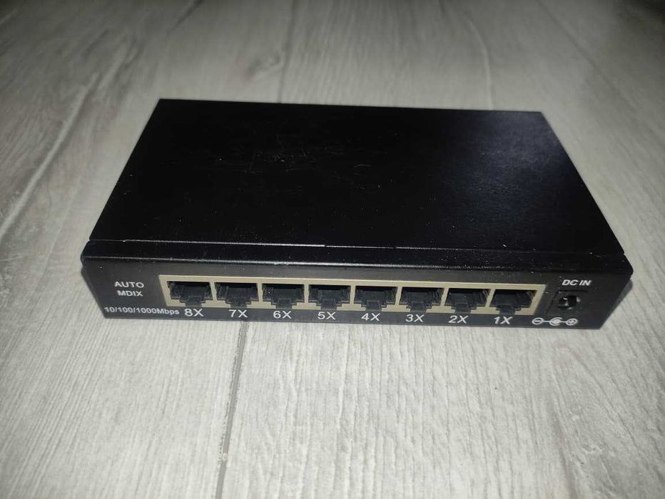 Гигабитный коммутатор EC3008GR-D1, 8 портов