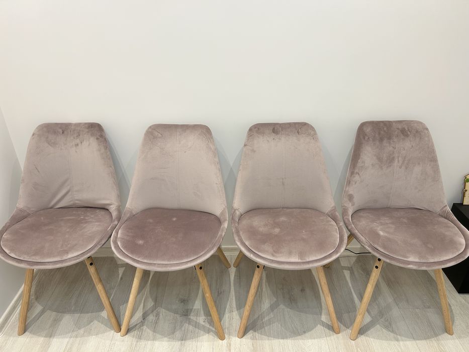 Трапезна маса с 4 стола