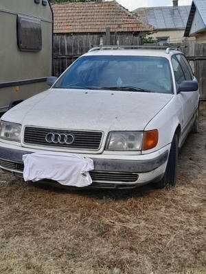 vand autoturism Audi 100 pentru pasionatii de marcă