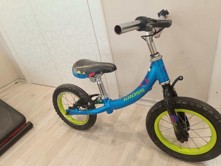 Продавам Баланс колело Kross kido