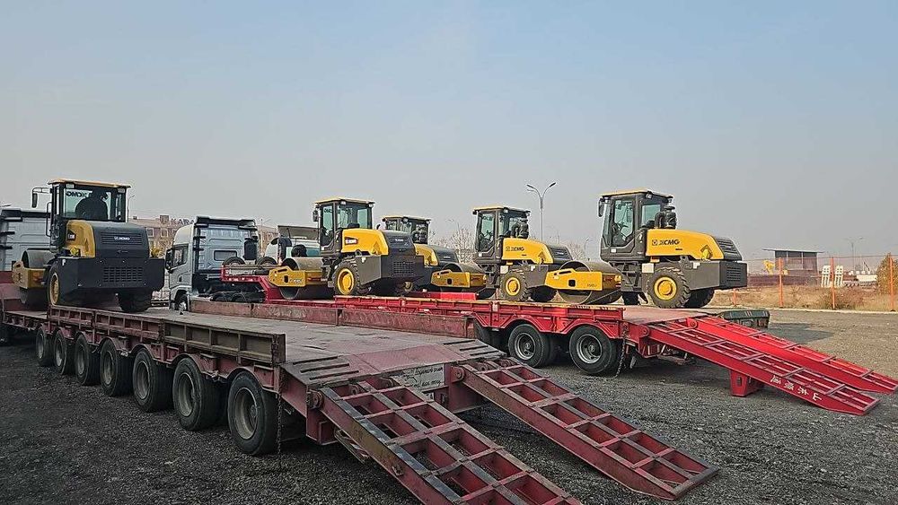 Одновальцовый грунтовый каток XCMG XS65J с механическим приводом.
