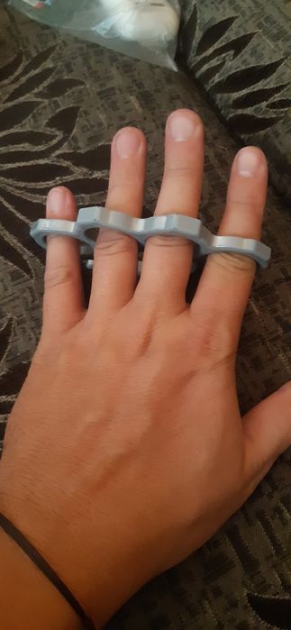 Auto apărare și protecție