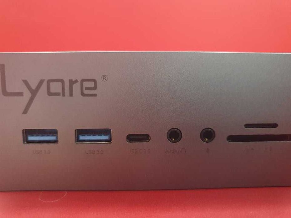 17в1 Докинг станция, три 4К дисплея Lyare