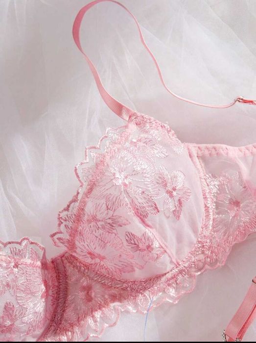 Set de lenjerie dama roz