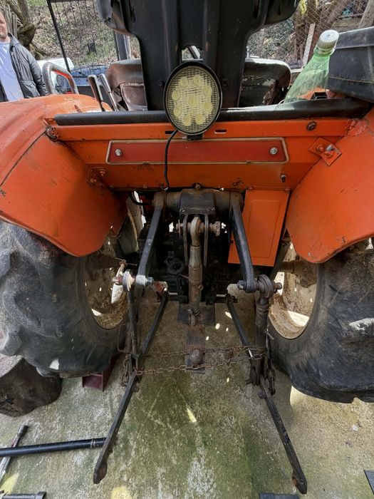 Трактор Hinomoto