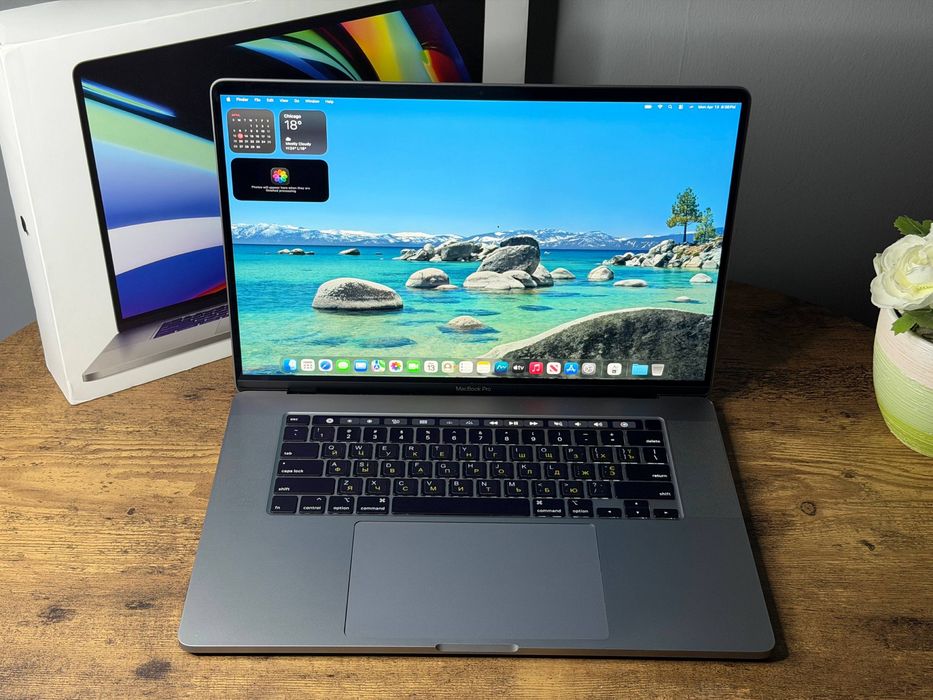 Срочно ! Macbook pro 16 core i7 16/512gb radeon pro Amerika
