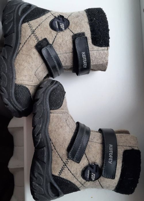 Продам детские ботиночки