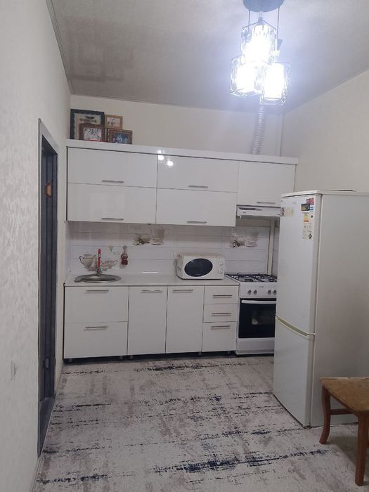 Внимание ! СРОЧНО и НЕДОРОГО  !  Продается 2 комнатная квартира  !