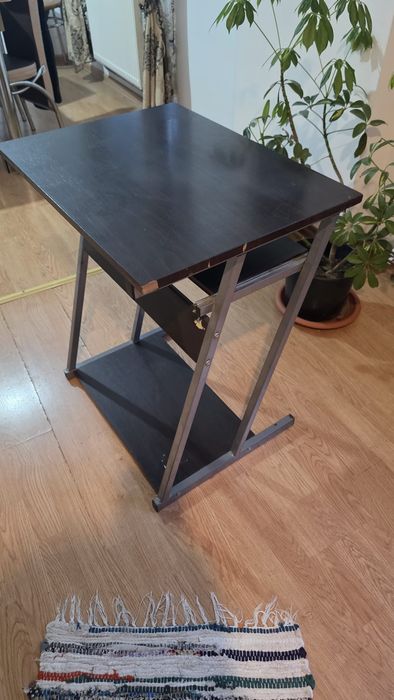 Vând 6 băncuțe individuale