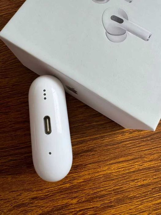 Безжични слушалки Airpods Pro 2