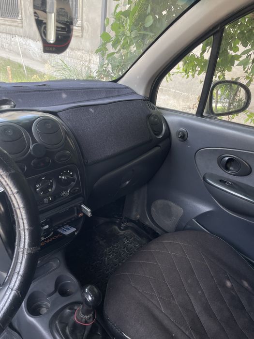 Oq Matiz sotiladi