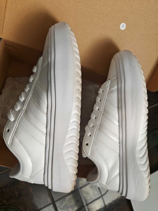 Grand court platform Adidas #40